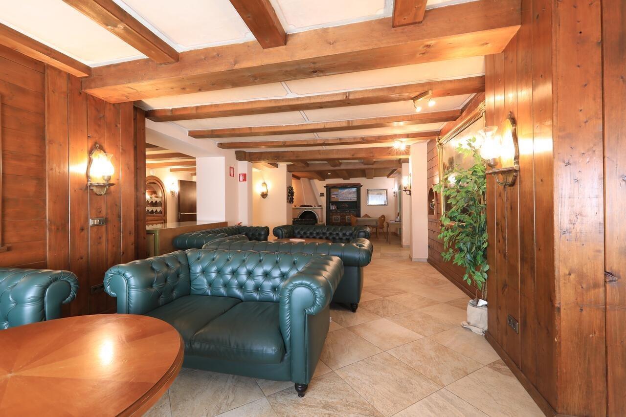 Parc Hotel Posta Сан-Виджилио-ди-Мареббе Экстерьер фото